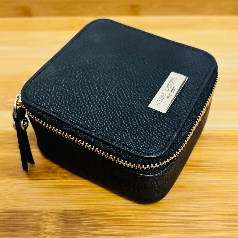 Henri Bendel Black and White Striped Travel Jewelry Case - Picture 2 of 9